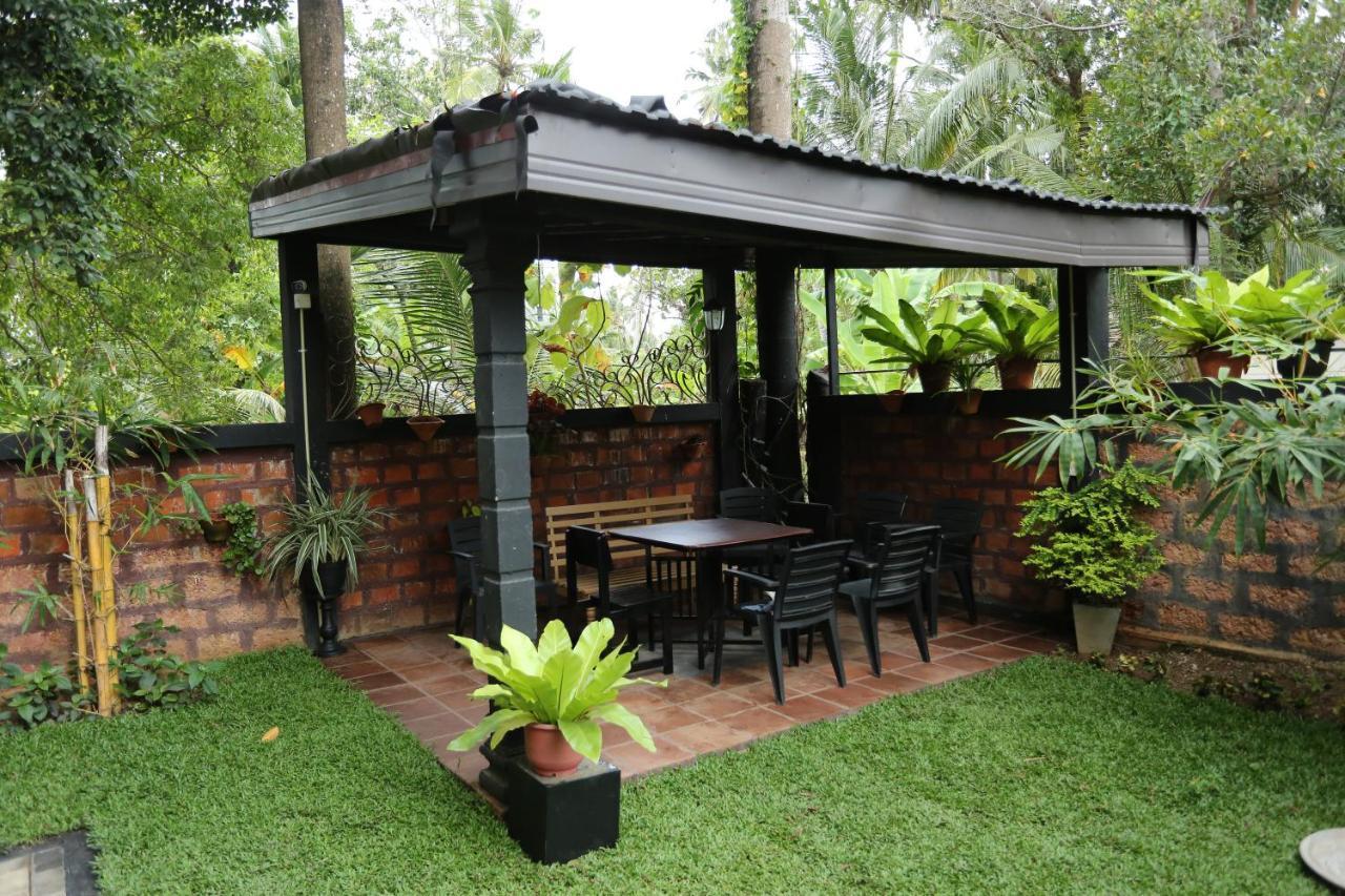 Edwin'S Airport Stay Dalupotha Ngoại thất bức ảnh