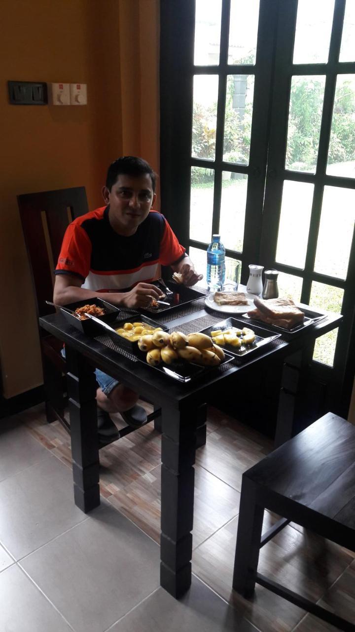 Edwin'S Airport Stay Dalupotha Ngoại thất bức ảnh