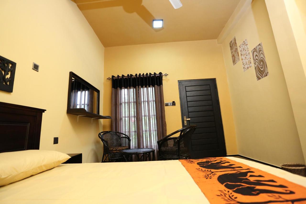 Edwin'S Airport Stay Dalupotha Ngoại thất bức ảnh