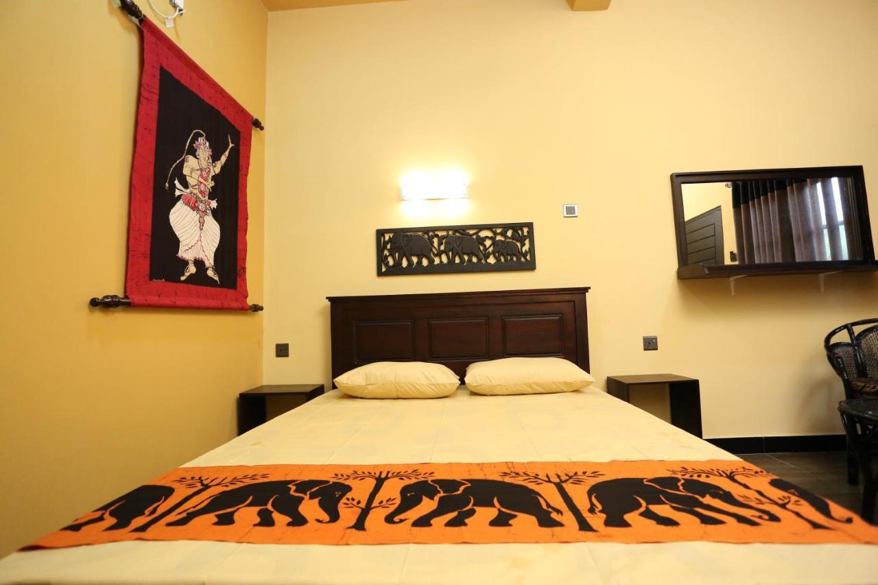 Edwin'S Airport Stay Dalupotha Ngoại thất bức ảnh